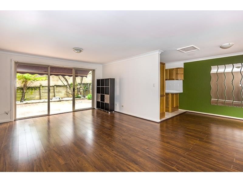 18 Buckleys Rd, Winston Hills NSW 2153